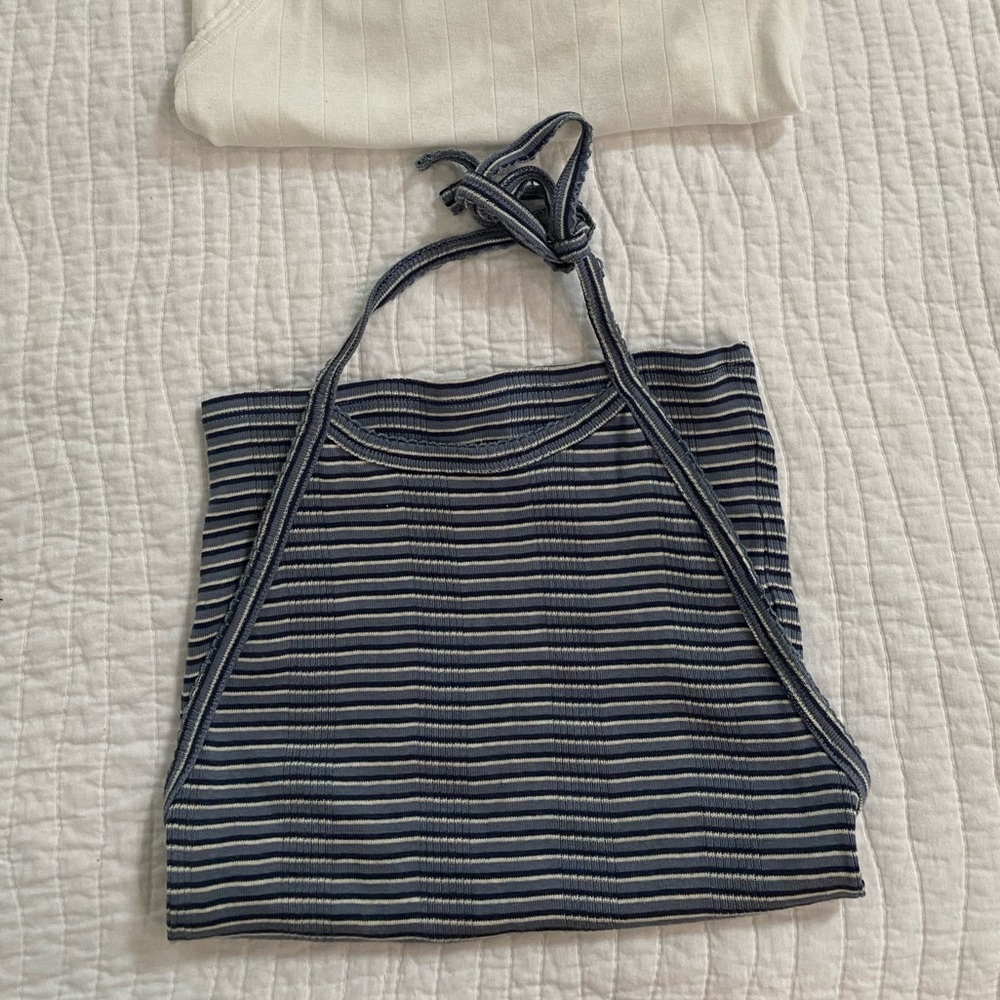 AMERICAN EAGLE HALTER TOP